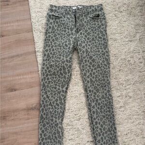 Level 99 Gray Leopard Print Skinny Jeans